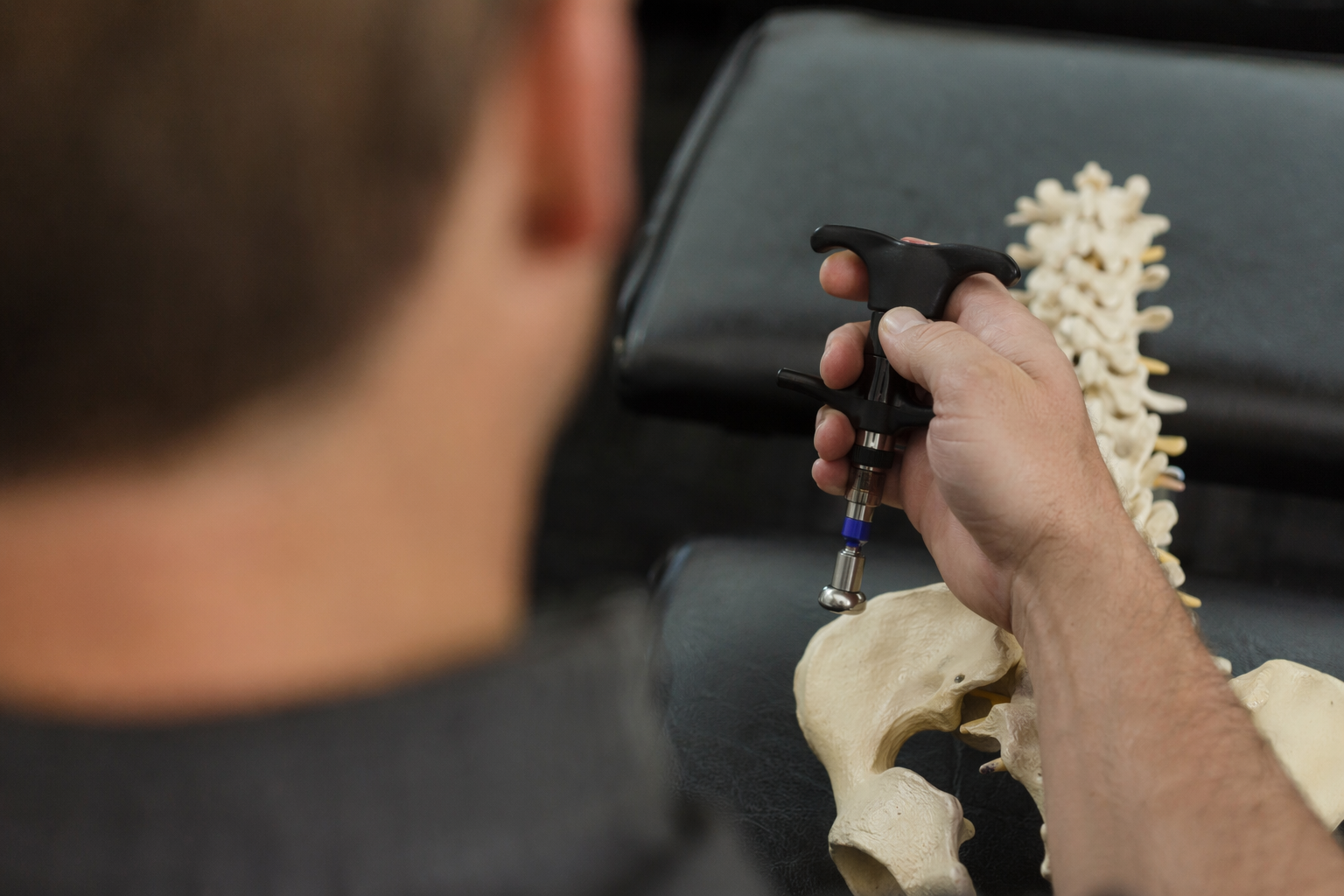 How Chiropractic Activator applies to Chiropractor services in Nashville, United States—practical illustration