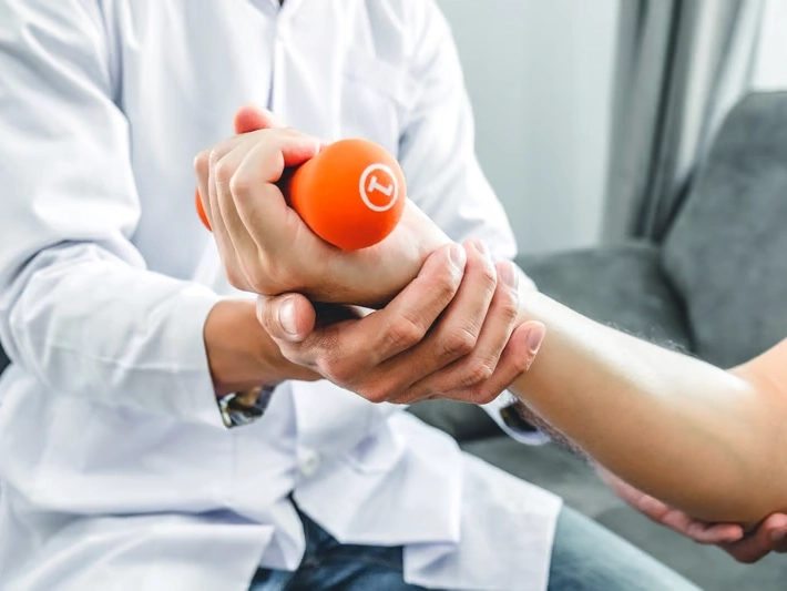 Professional service work by Advanced Injury Care Clinic in Nashville